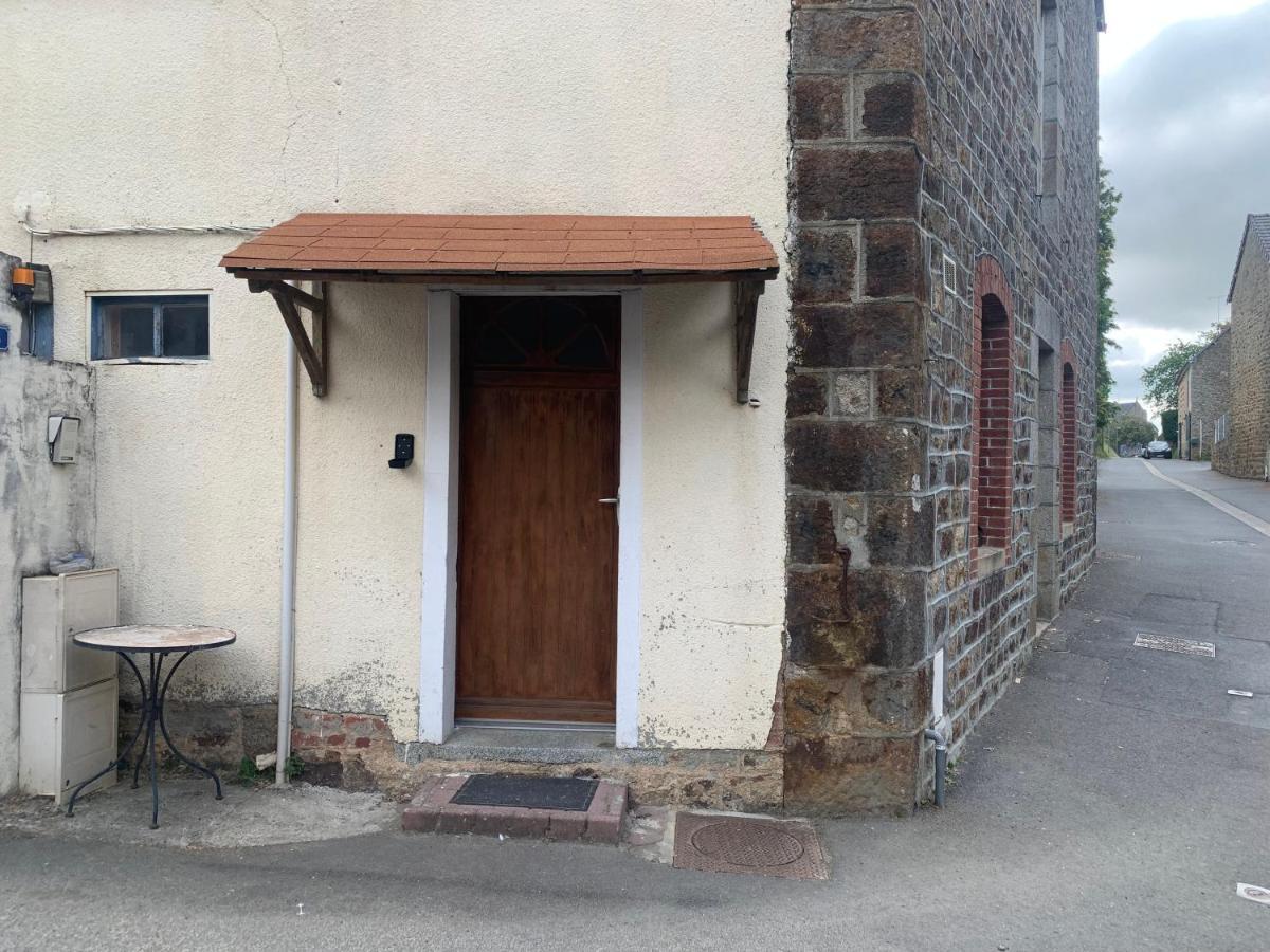 Ducey-Les Chéris étape Mont Saint Michel St Malo 50220 Exterior foto